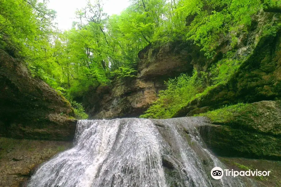 Rufabgo Waterfall