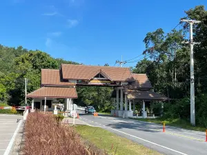 Doi Inthanon Summit