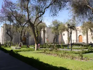 San Francisco Plaza, Church and Monastery