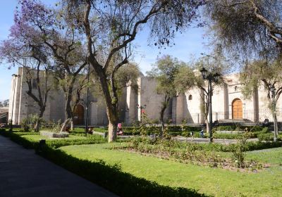 San Francisco Plaza, Church and Monastery