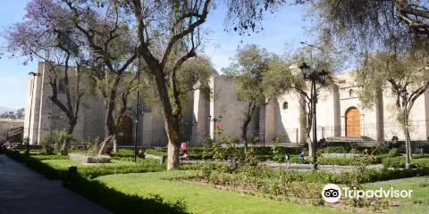 San Francisco Plaza, Church and Monastery