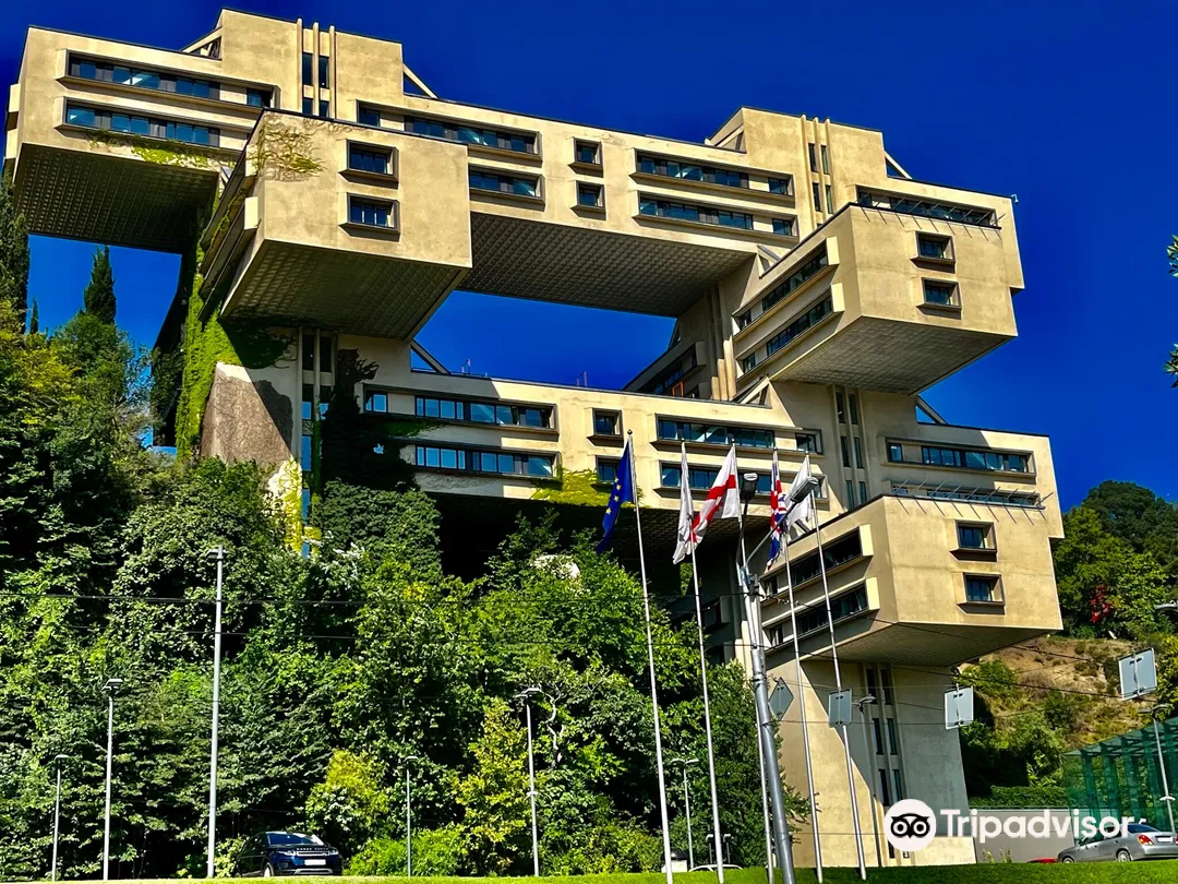 4_The building of the Ministry of Highways of the Georgian SSR