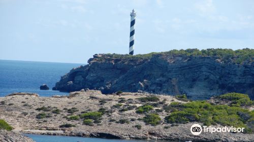 Punta Moscarter lighthouse