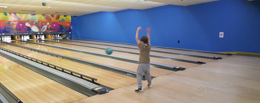 Go Bowling Ashmore