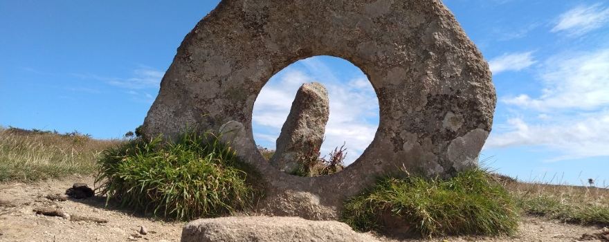 Men-an-tol