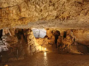 Špilja Mramornica - Grotta del Marmo