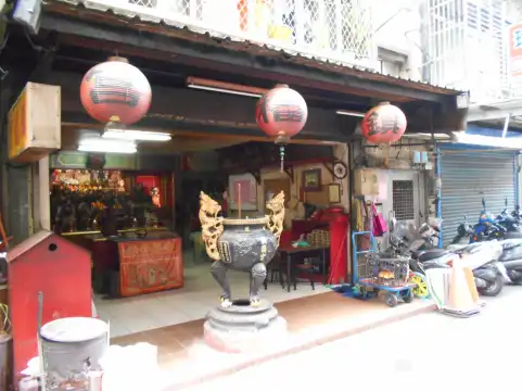 Hotels near Luzhou Forbidden City Museum