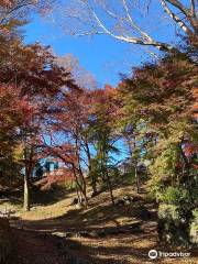 Suzumenomiya Park