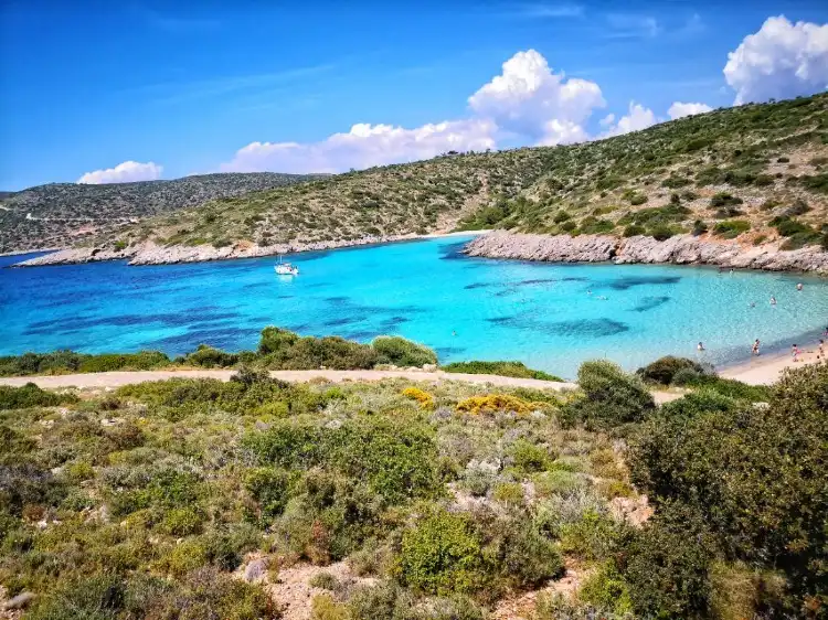 Hotels near Mavra Volia