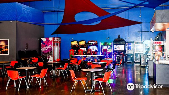 Sky Zone Trampoline Park