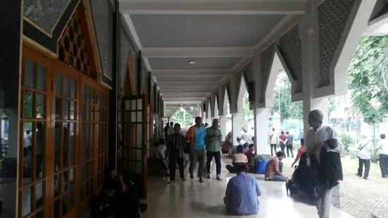 Al-Musyawarah Grand Mosque