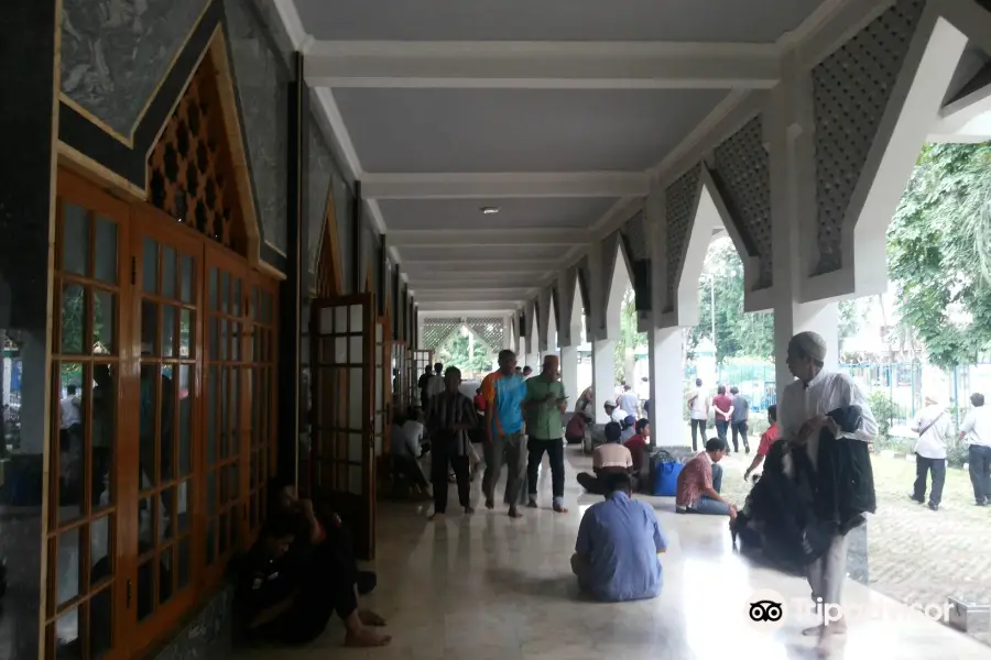 Al-Musyawarah Grand Mosque