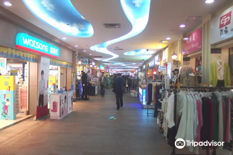 Fengshengting Commercial Pedestrian Street