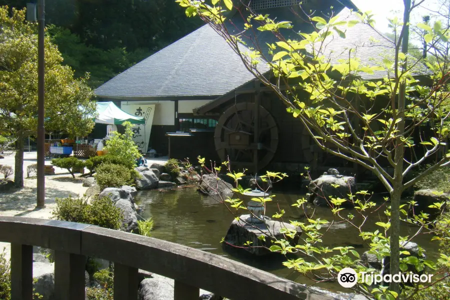 Karenno-sato Shimoyama Tourist Association