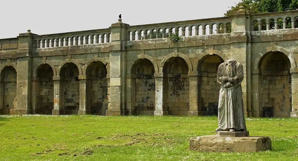 Hotels near Crystal Palace Museum