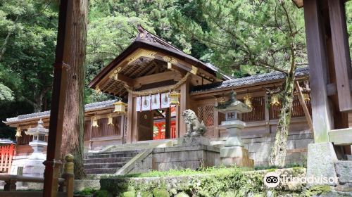 枚岡神社