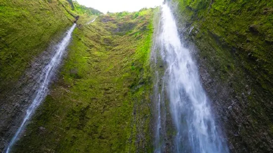 Hiilawe Falls