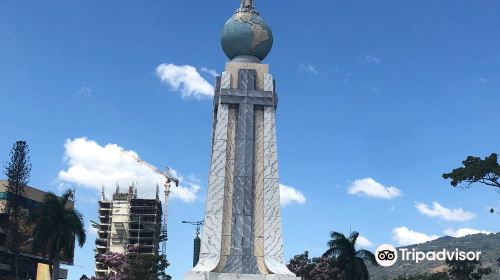 Monumento al Divino Salvador del Mundo