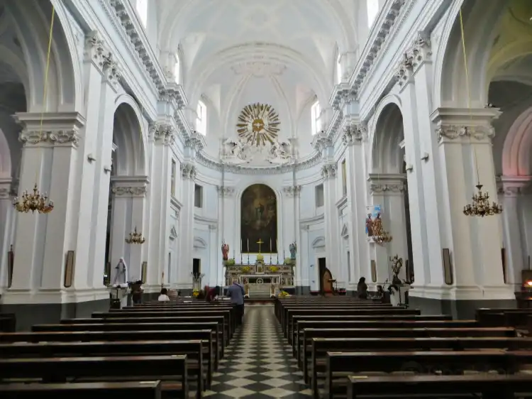Hôtels à : San Nicola La Strada