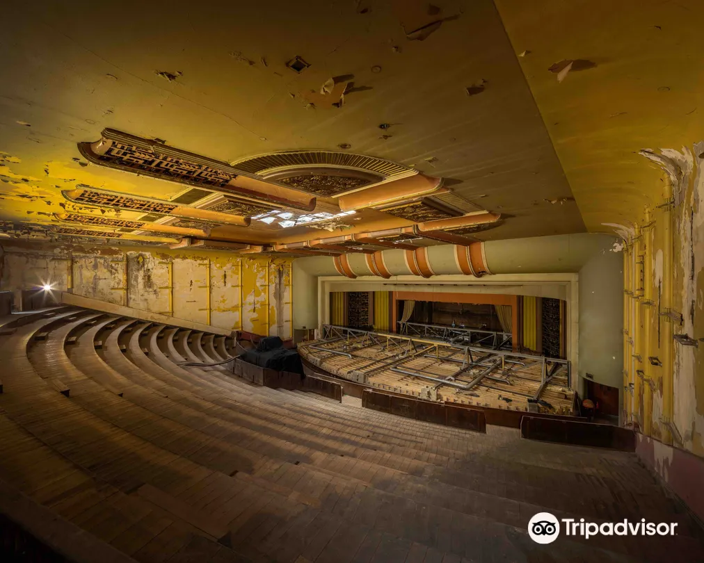 3_EartH (Evolutionary Arts Hackney)