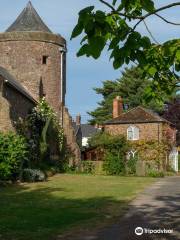 Tiverton Castle