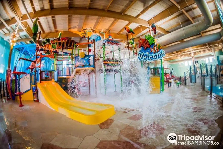 Splash Cincinnati Indoor Water Park