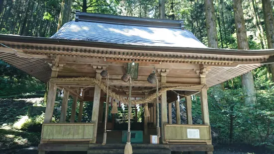 Kamishikimi Kumanoimasu Shrine