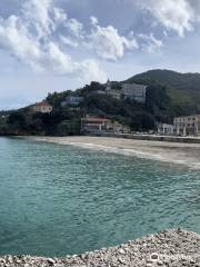 Poros beach