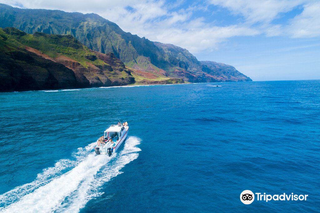 Makana Charters
