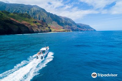 Makana Charters