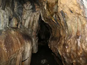 Irimizu-shōnyūdō Limestone Cave