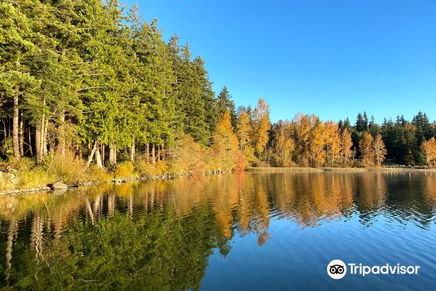 Lake Padden Park