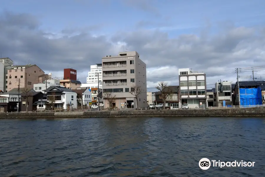 Pleasure Boat at Lake Shinji- The Hakucho