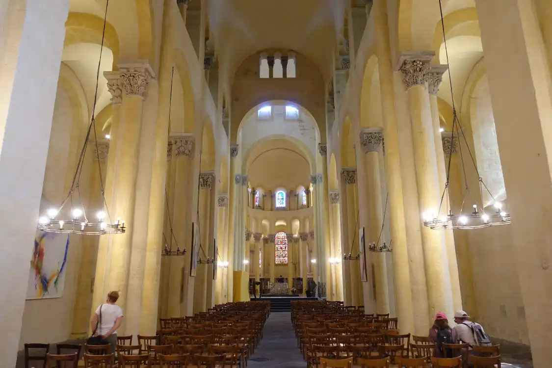 Hotels near Basilique Notre-Dame-du-Port