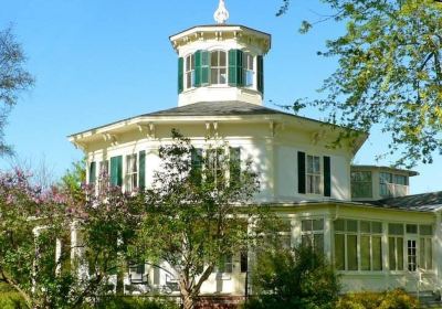 Octagon House Museum