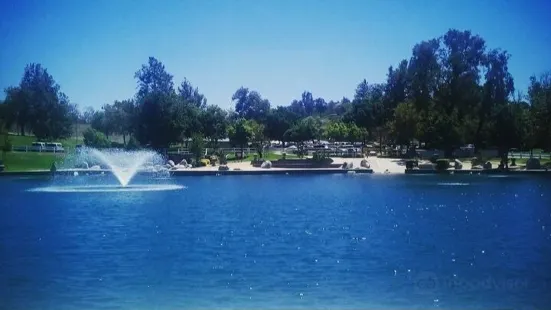 Temecula Duck Pond and park