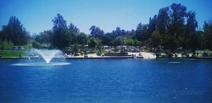 Temecula Duck Pond and park