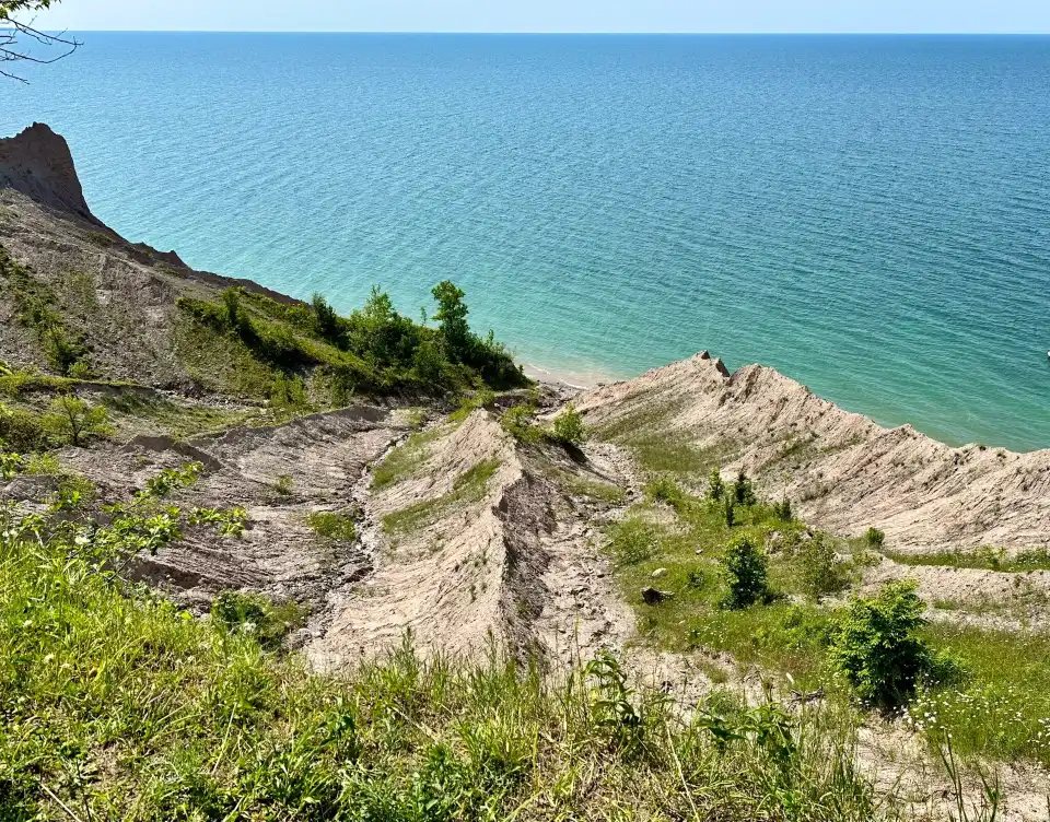 2_Chimney Bluffs State Park