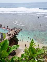 Uluwatu Beach