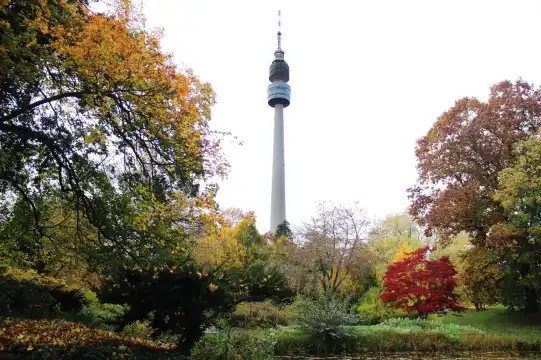 Hotels near Westfalenpark