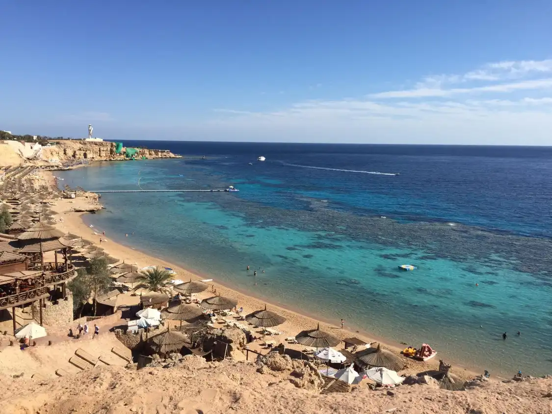 Hotels near Ras Um Sid