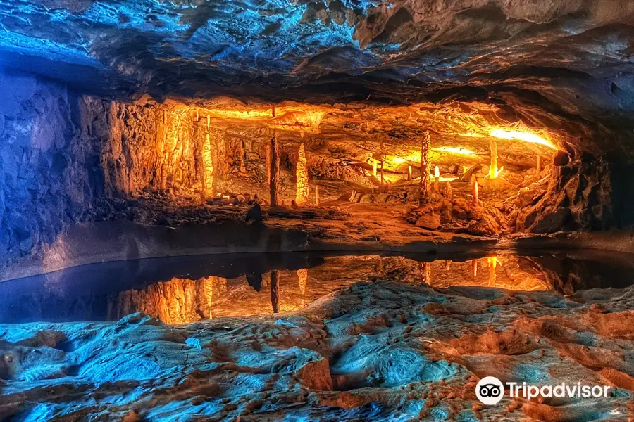 St. Beatus Caves