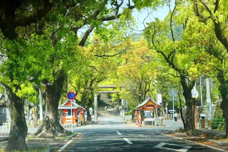 Hotels near 丸尾温泉（霧島温泉郷）