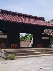 Chitose Gomon Gate