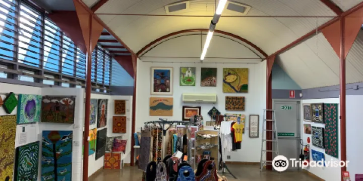 Dunghutti-Ngaku Aboriginal Art Gallery