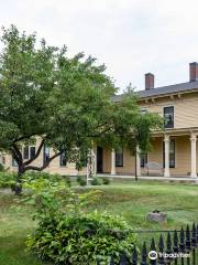 Historic Hixon House Museum