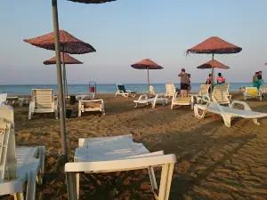 Glapsides Beach