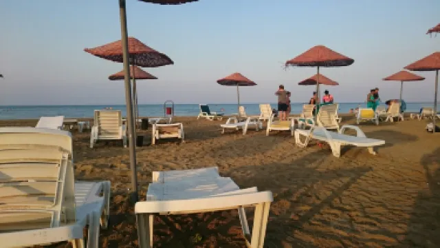 Glapsides Beach