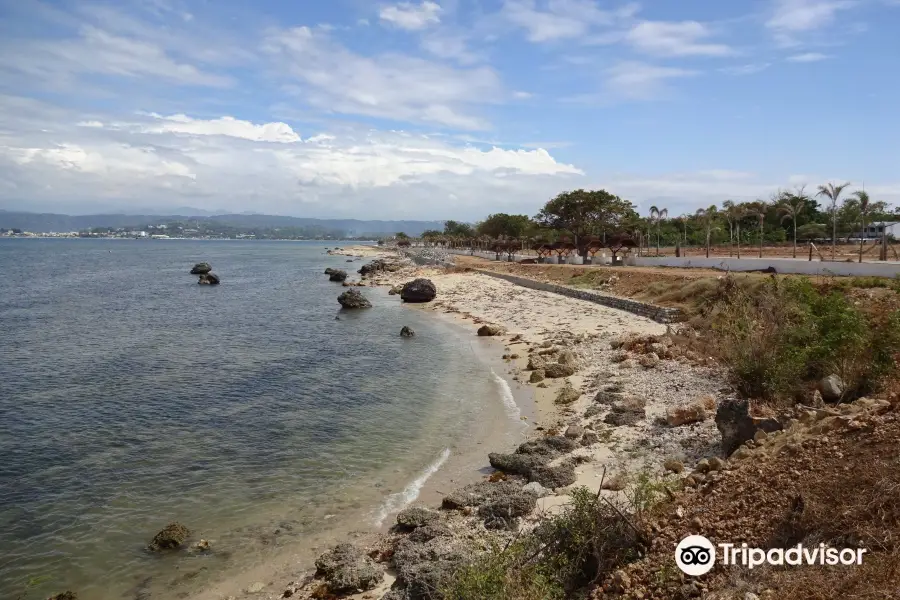 Poro Point Baywalk