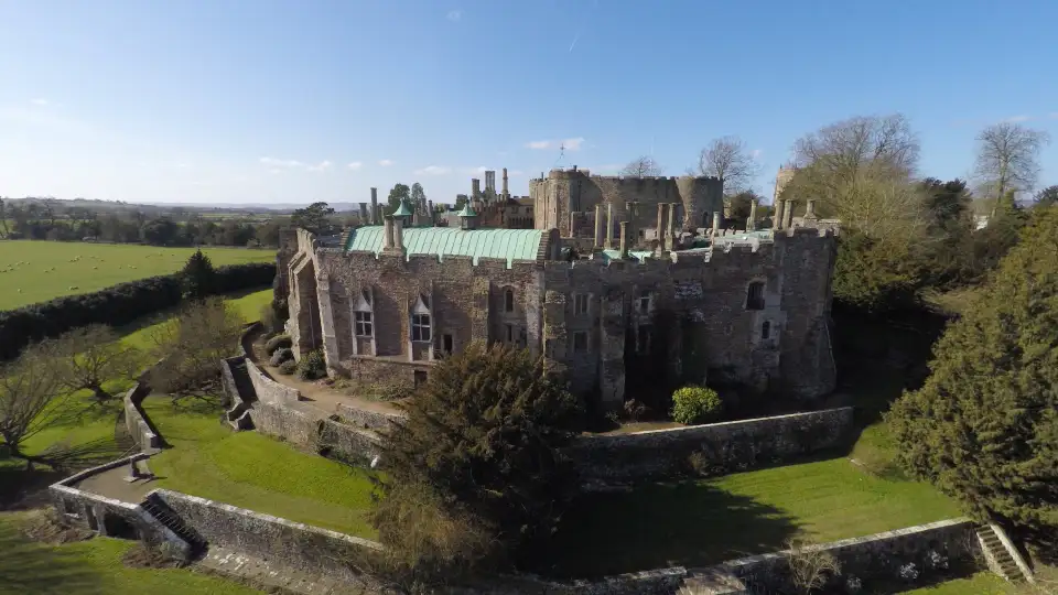 5_Berkeley Castle